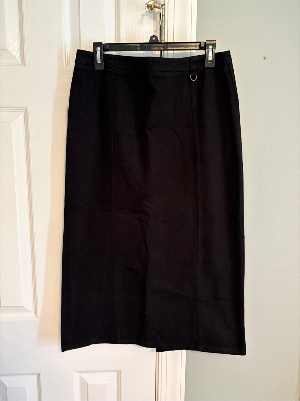 Black Midi Pencil Skirt